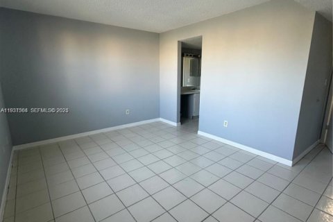 Снять в аренду кондоминиум в Хомстед, Флорида 3 спальни, 111.02м2, № 1990001 - фото 19