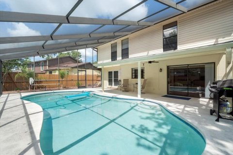 House in Tampa, Florida 3 bedrooms, 195.75 sq.m. № 1795640 - photo 5