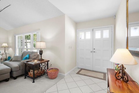 House in Tampa, Florida 3 bedrooms, 195.75 sq.m. № 1795640 - photo 13