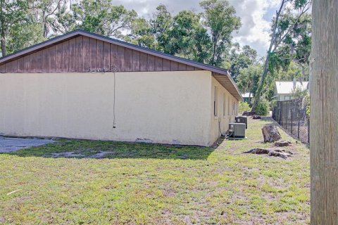 Propiedad comercial en venta en DeLand, Florida, 543.29 m2 № 2166460 - foto 6