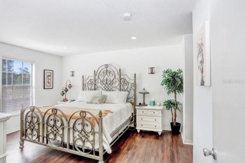 Condo in Saint Petersburg, Florida, 2 bedrooms  № 1571852 - photo 18