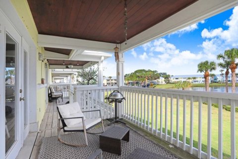 Condo in Saint Petersburg, Florida, 2 bedrooms  № 1571852 - photo 25