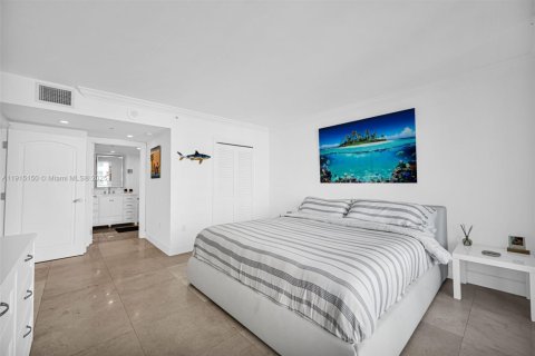 Condo in Miami, Florida, 3 bedrooms № 1974986 - photo 28