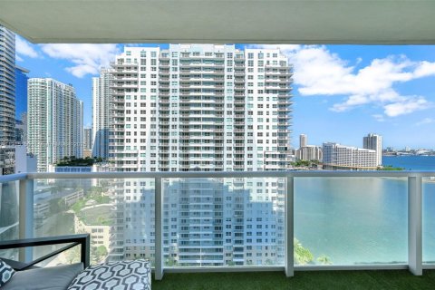 Condo in Miami, Florida, 3 bedrooms № 1974986 - photo 6