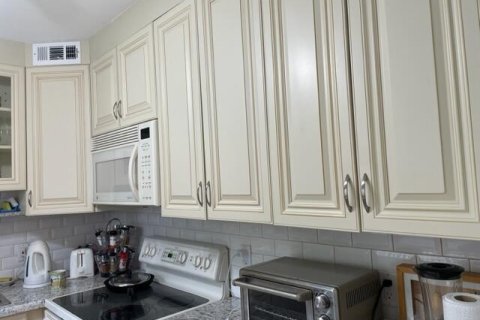 Copropriété à louer à Delray Beach, Floride: 2 chambres, 82.03 m2 № 2087954 - photo 2