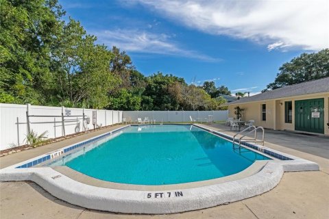 Condominio en alquiler en Sarasota, Florida, 2 dormitorios, 77.76 m2 № 1908378 - foto 14
