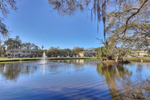 Condominio en alquiler en Sarasota, Florida, 2 dormitorios, 77.76 m2 № 1908378 - foto 11