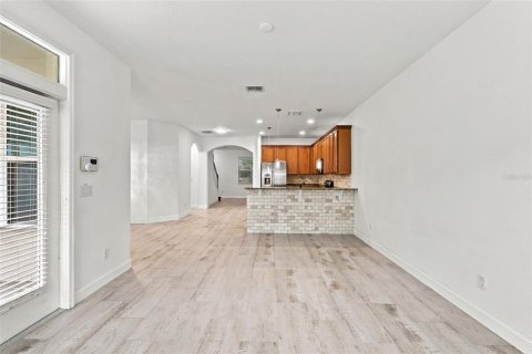 Villa ou maison à louer à Windermere, Floride: 3 chambres, 198.72 m2 № 2431641 - photo 4