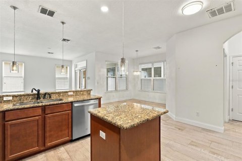 Villa ou maison à louer à Windermere, Floride: 3 chambres, 198.72 m2 № 2431641 - photo 8