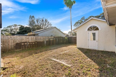 Villa ou maison à vendre à Palm Bay, Floride: 3 chambres, 150.32 m2 № 2007663 - photo 30