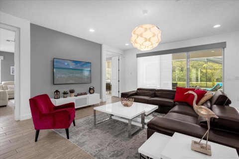 Casa en venta en Kissimmee, Florida, 7 dormitorios, 379.41 m2 № 1401843 - foto 30