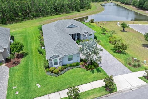 House in New Smyrna Beach, Florida 3 bedrooms, 178 sq.m. № 1679772 - photo 7