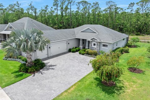 House in New Smyrna Beach, Florida 3 bedrooms, 178 sq.m. № 1679772 - photo 5