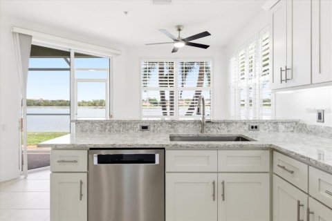 Condominio en venta en Lakewood Ranch, Florida, 2 dormitorios, 184.23 m2 № 2145569 - foto 20