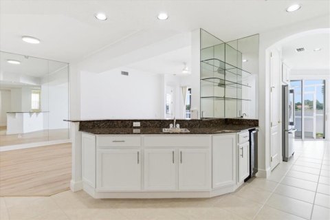 Condominio en venta en Lakewood Ranch, Florida, 2 dormitorios, 184.23 m2 № 2145569 - foto 18