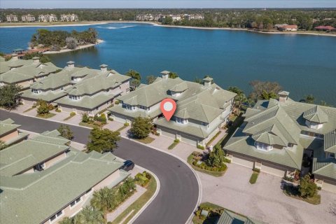 Condominio en Lakewood Ranch, Florida, 2 dormitorios  № 2145569