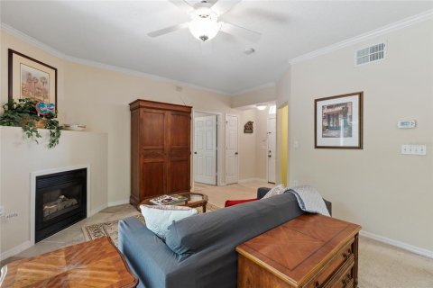 Condo in Gainesville, Florida, 2 bedrooms  № 1666181 - photo 9