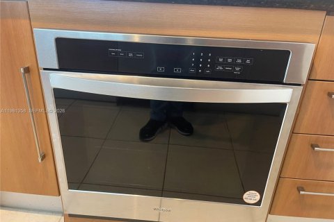 Купить кондоминиум в Майами, Флорида 1 спальня, 78.6м2, № 2043518 - фото 6