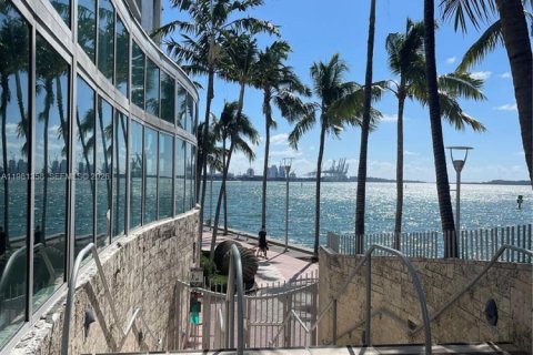 Купить кондоминиум в Майами, Флорида 1 спальня, 78.6м2, № 2043518 - фото 30