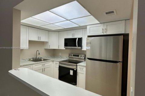 Copropriété à vendre à Lauderhill, Floride: 1 chambre, 77.39 m2 № 2082432 - photo 5