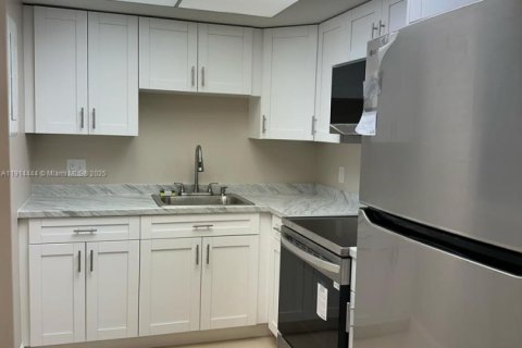 Condo à Lauderhill, Floride, 1 chambre № 2082432