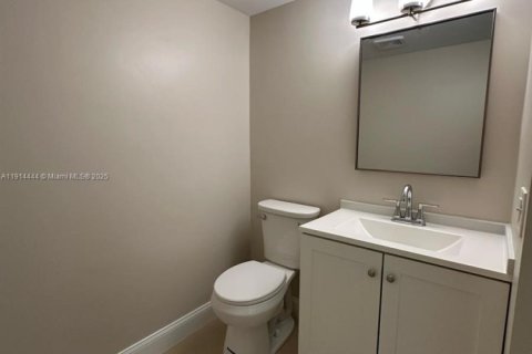 Copropriété à vendre à Lauderhill, Floride: 1 chambre, 77.39 m2 № 2082432 - photo 9