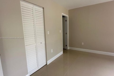Copropriété à vendre à Lauderhill, Floride: 1 chambre, 77.39 m2 № 2082432 - photo 17