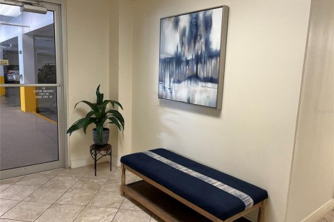 Copropriété à vendre à Belleair Bluffs, Floride: 1 chambre, 97.55 m2 № 2413951 - photo 26