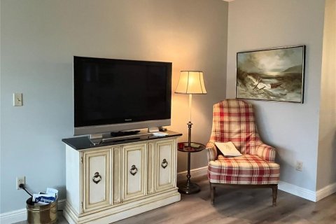 Copropriété à vendre à Belleair Bluffs, Floride: 1 chambre, 97.55 m2 № 2413951 - photo 13