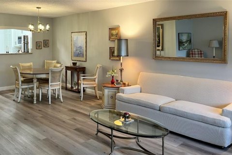 Copropriété à vendre à Belleair Bluffs, Floride: 1 chambre, 97.55 m2 № 2413951 - photo 9