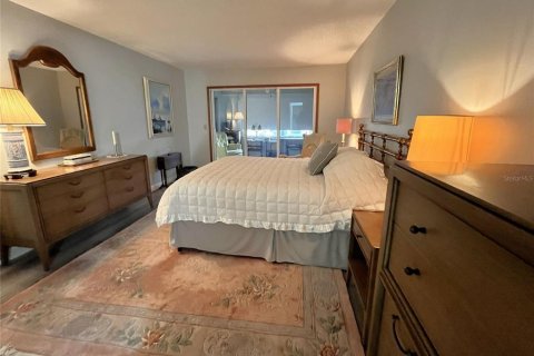 Copropriété à vendre à Belleair Bluffs, Floride: 1 chambre, 97.55 m2 № 2413951 - photo 19