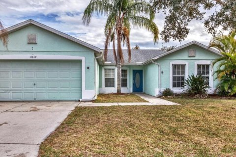 House in Parrish, Florida 4 bedrooms, 166.48 sq.m. № 2215840 - photo 3