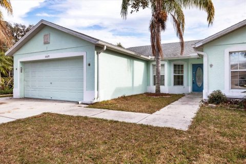 House in Parrish, Florida 4 bedrooms, 166.48 sq.m. № 2215840 - photo 4