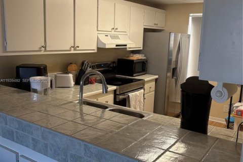 Copropriété à vendre à Boca Raton, Floride: 1 chambre, 75.72 m2 № 2054269 - photo 4