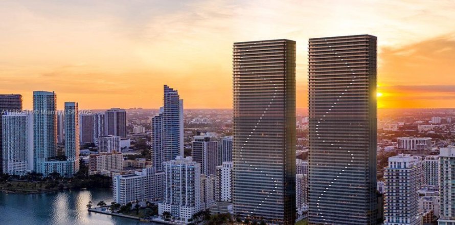 Condo à Miami, Floride, 3 chambres  № 1890878
