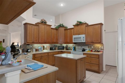 House in Beverly Hills, Florida 4 bedrooms, 289.58 sq.m. № 1733377 - photo 30