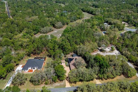 House in Beverly Hills, Florida 4 bedrooms, 289.58 sq.m. № 1733377 - photo 4