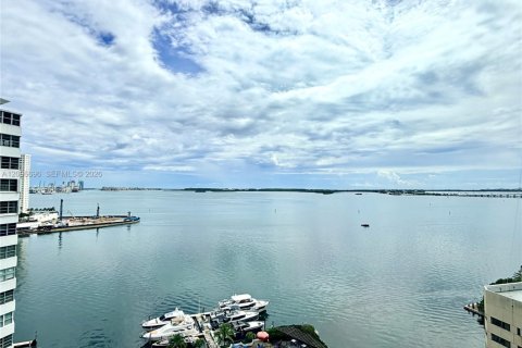 Studio in the Condo in Miami, Florida  № 2399975