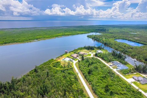 Terreno en venta en Port Charlotte, Florida № 1919636 - foto 2