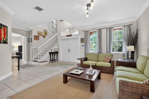 House in Miami, Florida 4 bedrooms, 282.7 sq.m. № 2310352 - photo 4