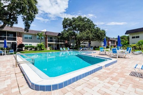 Condo in New Smyrna Beach, Florida, 2 bedrooms  № 1886213 - photo 10