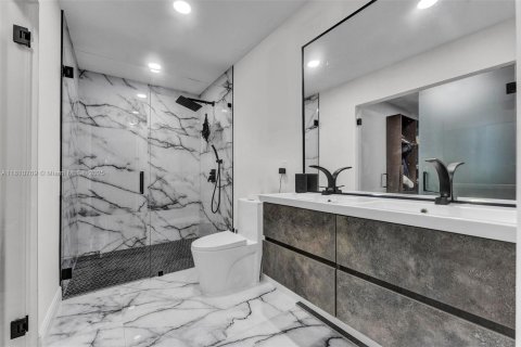 Condo in Lauderhill, Florida, 2 bedrooms  № 1761750 - photo 26