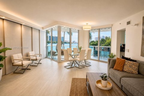 Copropriété à vendre à Aventura, Floride: 3 chambres, 197.88 m2 № 2270383 - photo 3