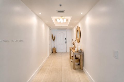 Copropriété à vendre à Aventura, Floride: 3 chambres, 197.88 m2 № 2270383 - photo 2