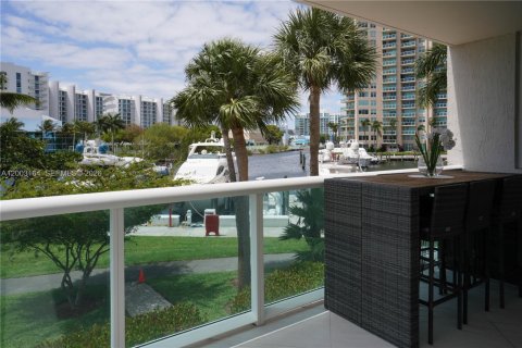 Copropriété à vendre à Aventura, Floride: 3 chambres, 197.88 m2 № 2270383 - photo 20