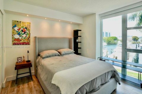 Copropriété à vendre à Aventura, Floride: 3 chambres, 197.88 m2 № 2270383 - photo 12