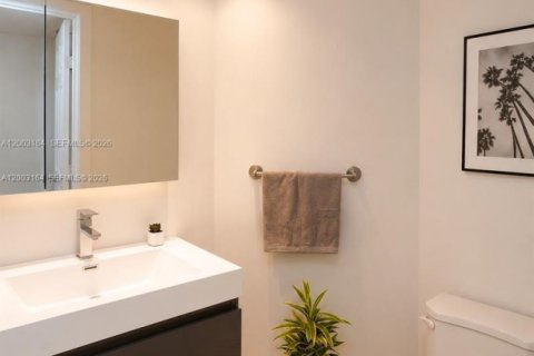 Copropriété à vendre à Aventura, Floride: 3 chambres, 197.88 m2 № 2270383 - photo 27