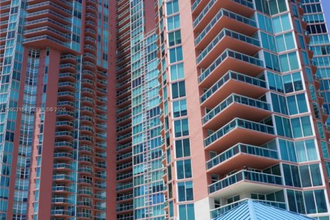 Condo à Aventura, Floride, 3 chambres  № 2270383