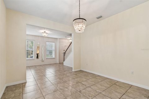 Casa en venta en Zephyrhills, Florida, 4 dormitorios, 250.93 m2 № 2105829 - foto 22
