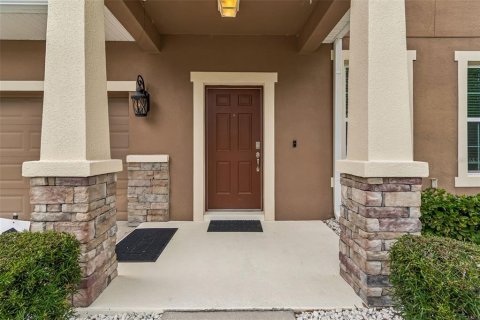 Casa en venta en Zephyrhills, Florida, 4 dormitorios, 250.93 m2 № 2105829 - foto 15